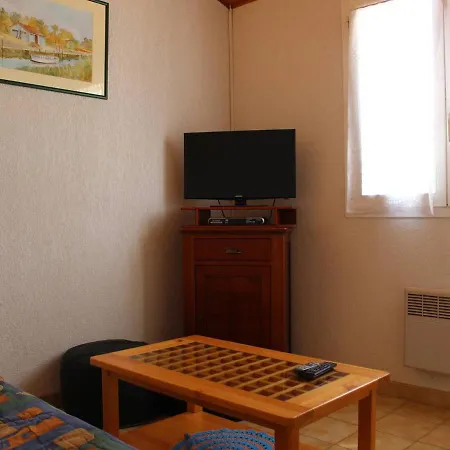 Hotel Maison Dolus-d'oleron, 4 Pieces, 4 Personnes - Fr-1-246a-275